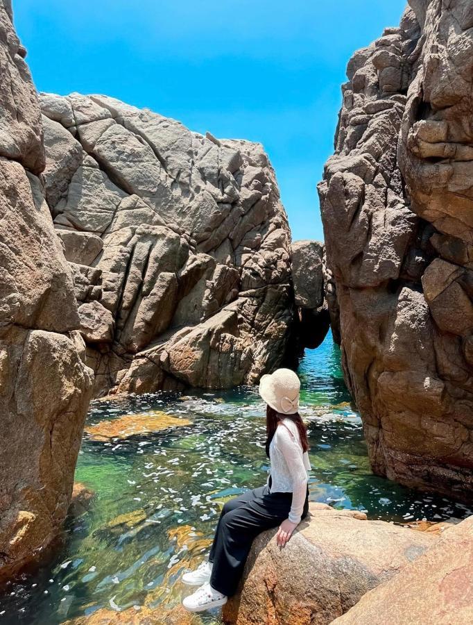 Khach San Nghinh Phong Beach トゥイホア エクステリア 写真